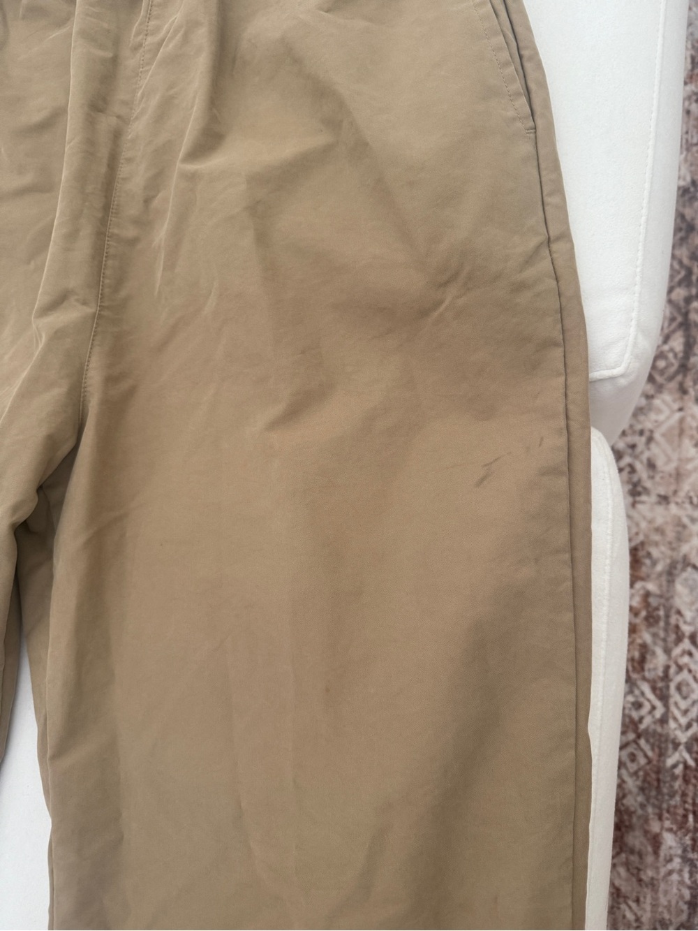 Fear of God Essentials - Tan Cotton Lounge Pants in Oak - Picture 7 of 7